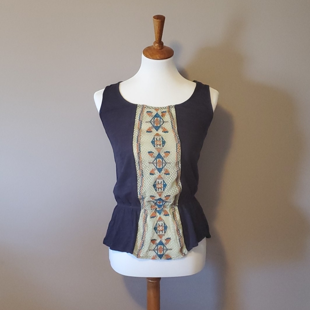 Purple Tank Top With Embroidered Front